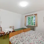 Gaestehaus Hirzel * باد ويلباد