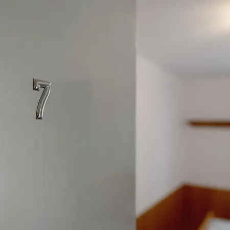 Gaestehaus Hirzel Apartment