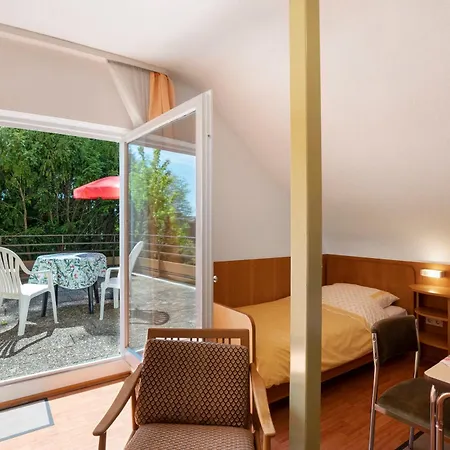 Gaestehaus Hirzel Lägenhet *